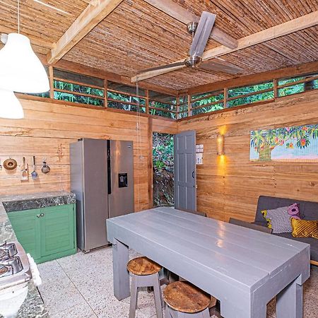 Casa La Colmena Villa Кахуита Екстериор снимка
