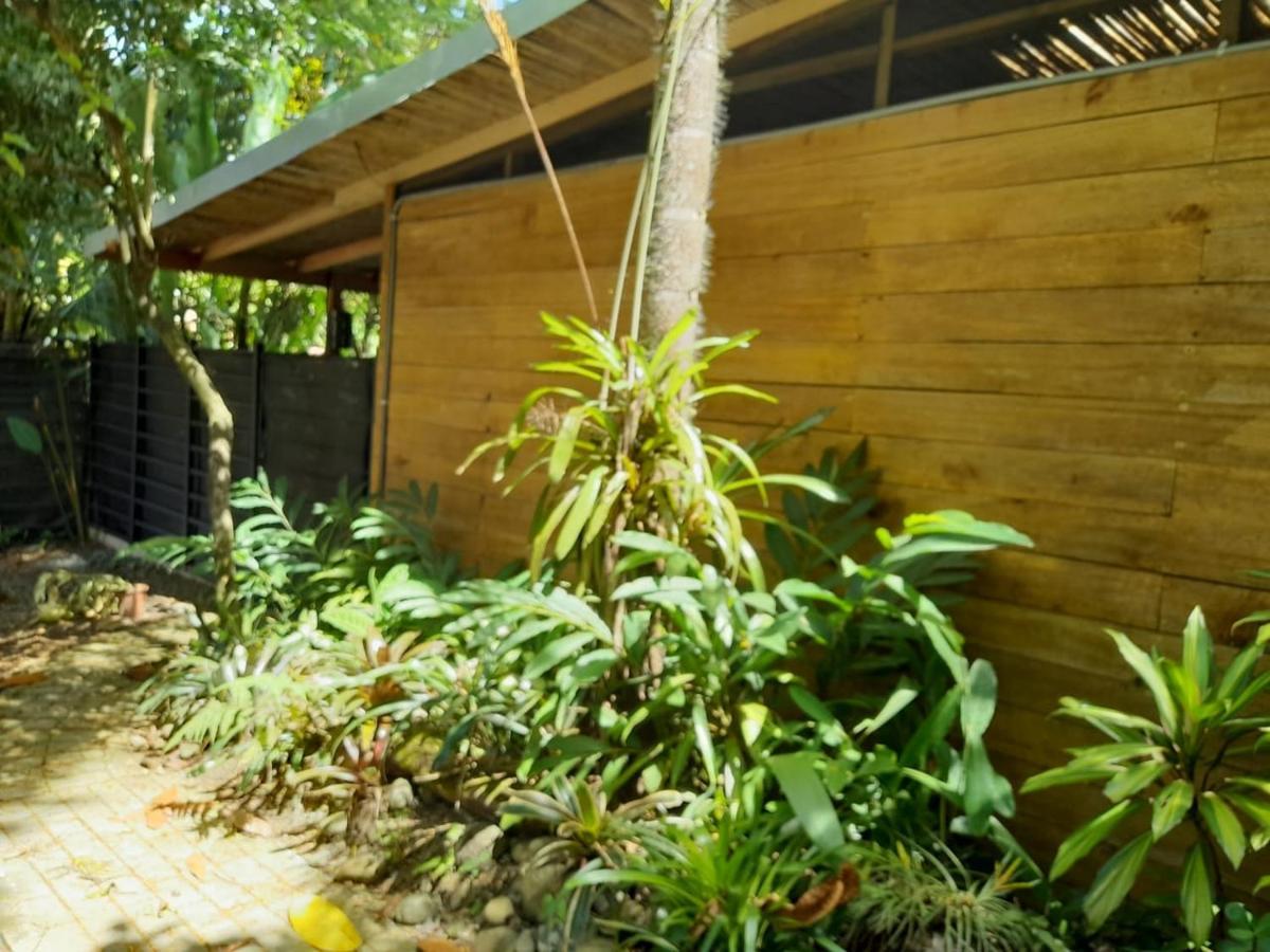 Casa La Colmena Villa Кахуита Екстериор снимка